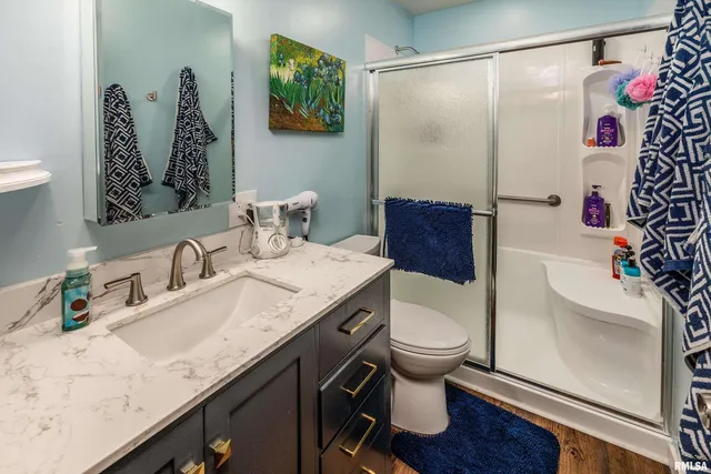 $210,000 | 2017 West Norwood Drive, Carbondale, IL 62901