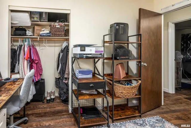 $210,000 | 2017 West Norwood Drive, Carbondale, IL 62901