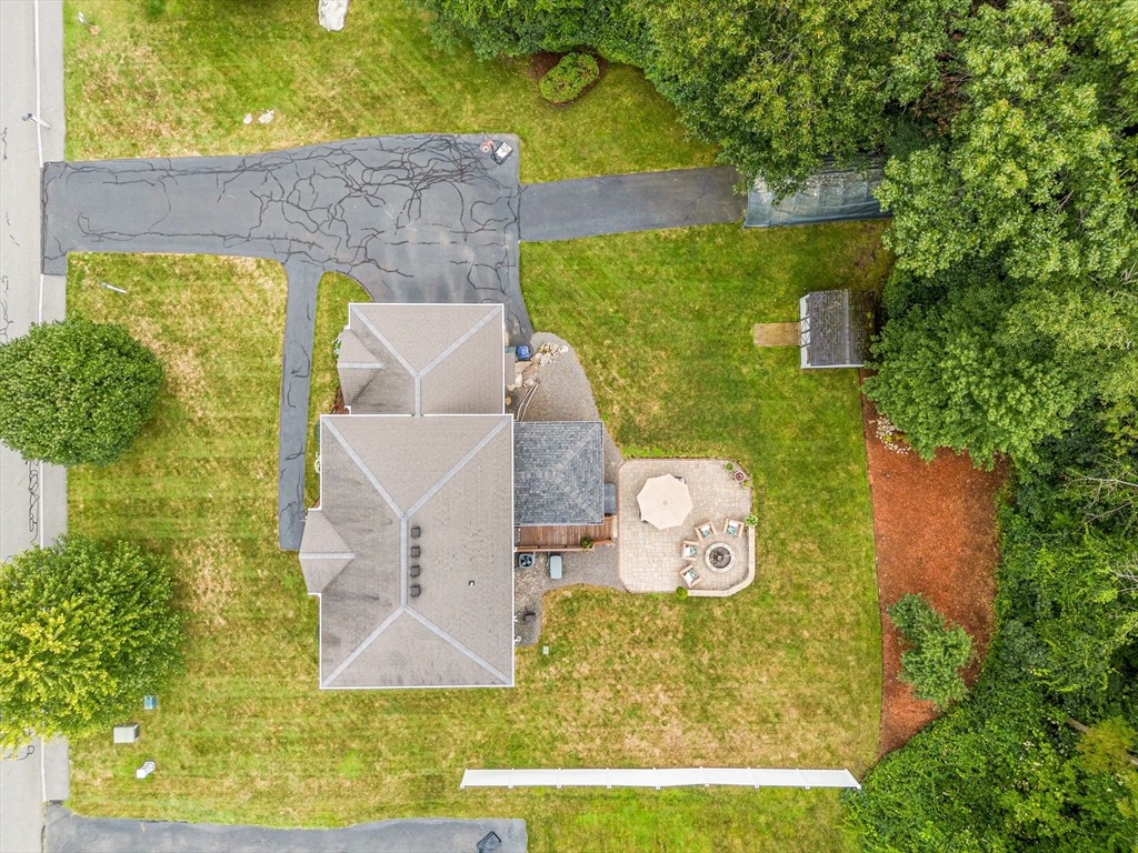 56 Clement Road Dracut, MA 01826 - Photo 3 of 41