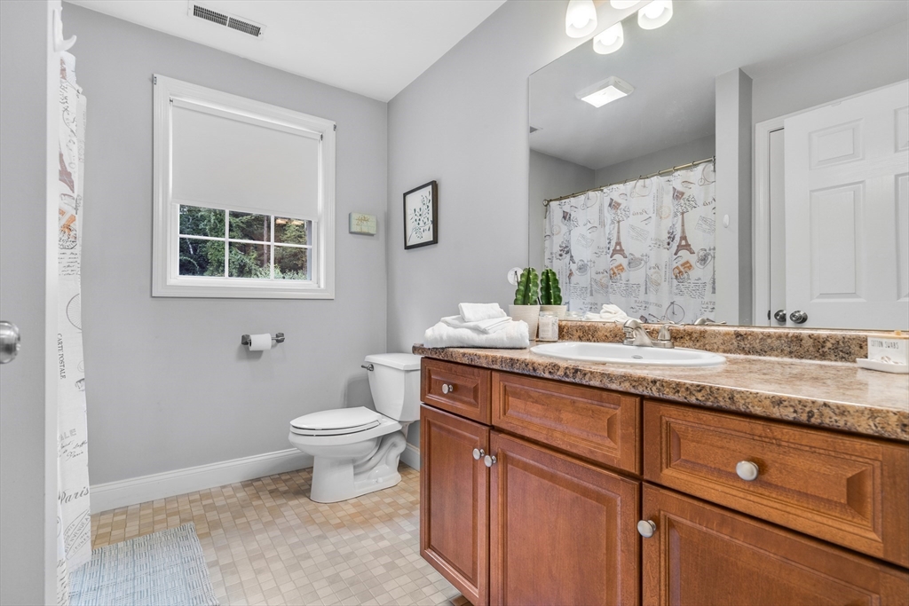 56 Clement Road Dracut, MA 01826 - Photo 38 of 41