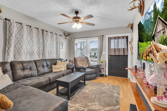 $132,500 | 550 Sparks Street, Jackson, MI 49202