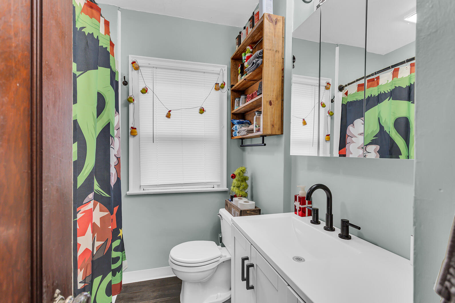 550 Sparks Street Jackson, MI 49202 - Photo 12 of 32 0N0A5700