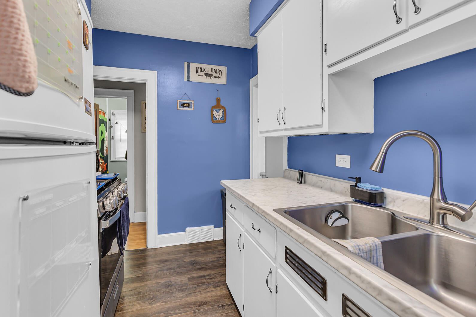 550 Sparks Street Jackson, MI 49202 - Photo 3 of 32 0N0A5673