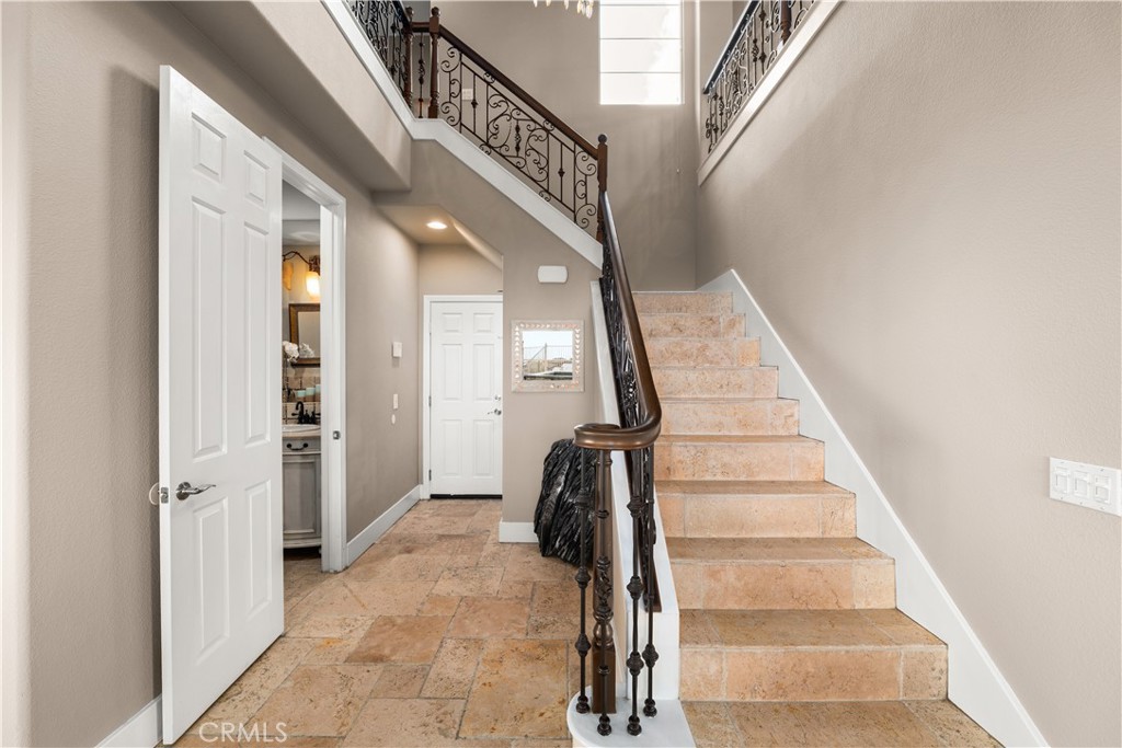 5060 Juneau Court Rancho Cucamonga, CA 91739 - Photo 24 of 42 Staircase