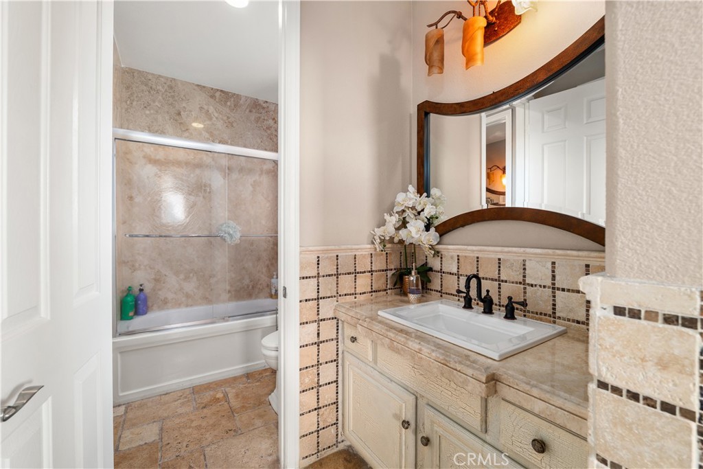 5060 Juneau Court Rancho Cucamonga, CA 91739 - Photo 33 of 42 Bathroom