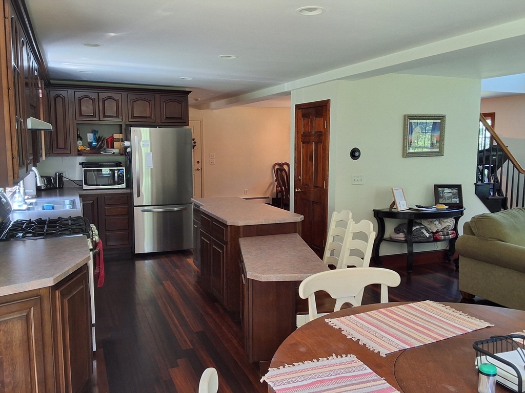 8 Martin Road Brookfield, MA 01506 - Photo 7 of 40