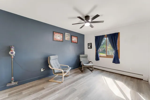 $169,900 | 2700 Oxford Street North, Unit 101, St. Paul, MN 55113