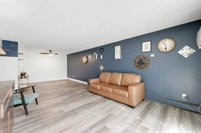 $169,900 | 2700 Oxford Street North, Unit 101, St. Paul, MN 55113