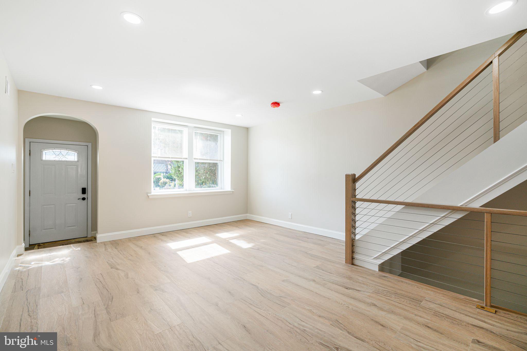 7705 Pickering Avenue Philadelphia, PA 19150 - Photo 5 of 29
