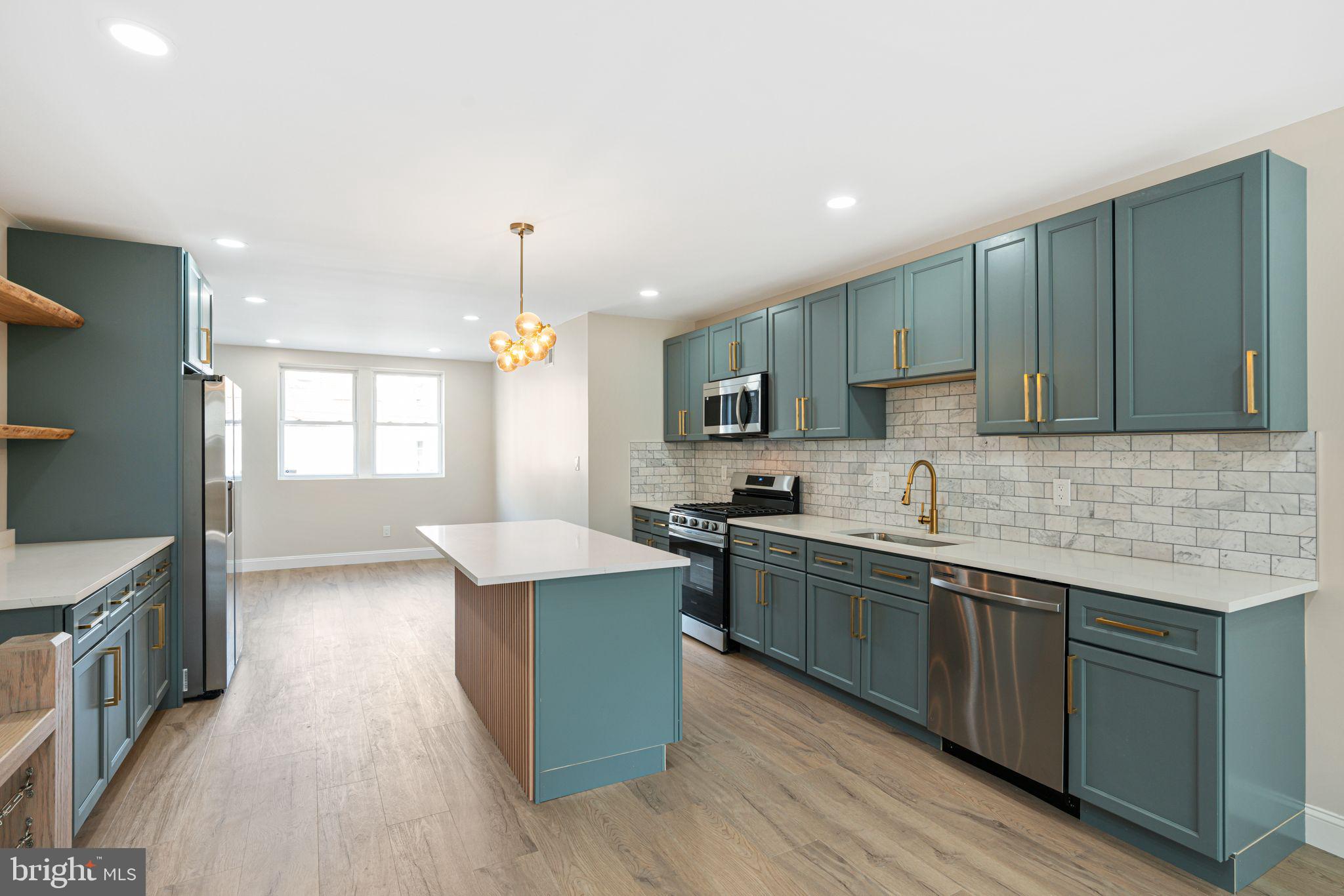 7705 Pickering Avenue Philadelphia, PA 19150 - Photo 6 of 29