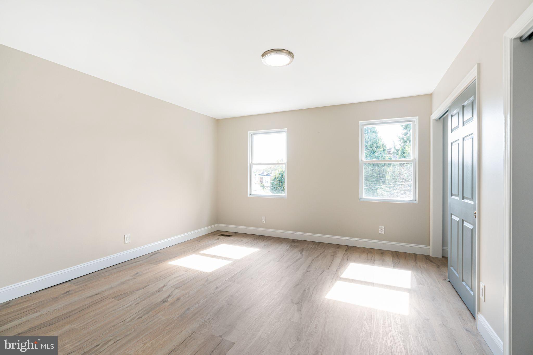 7705 Pickering Avenue Philadelphia, PA 19150 - Photo 10 of 29
