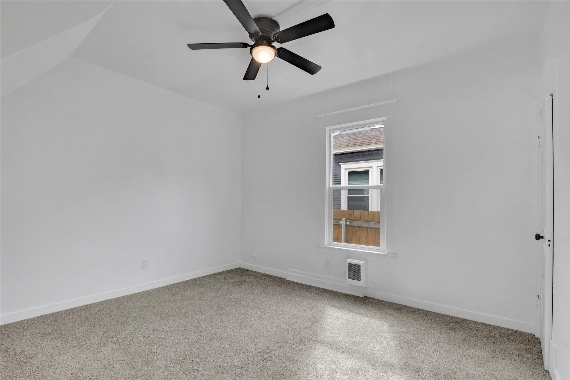 2016 West Gardner Avenue Spokane, WA 99201 - Photo 32 of 50