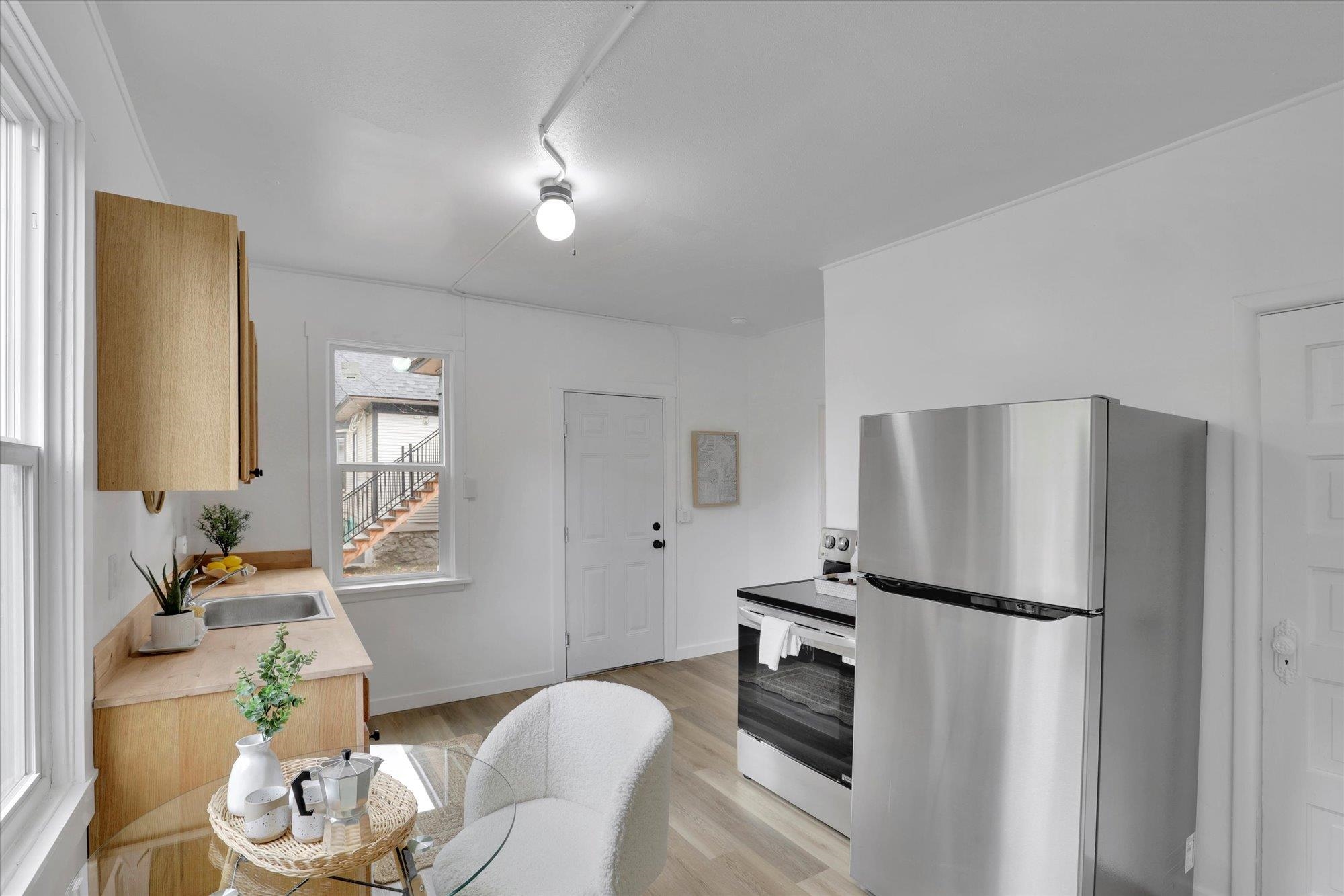 2016 West Gardner Avenue Spokane, WA 99201 - Photo 9 of 50