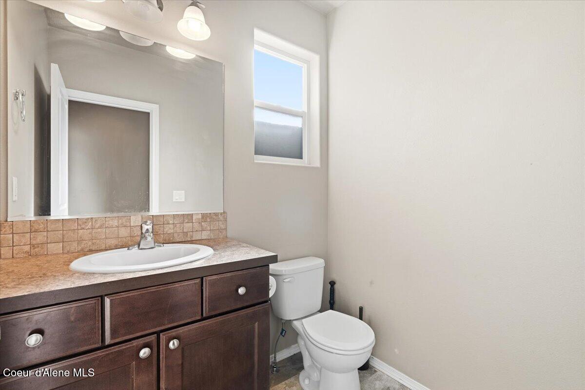 6264 West Alliance Street Rathdrum, ID 83858 - Photo 20 of 24 Bathroom