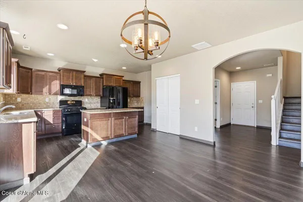 $524,900 | 6264 West Alliance Street, Rathdrum, ID 83858