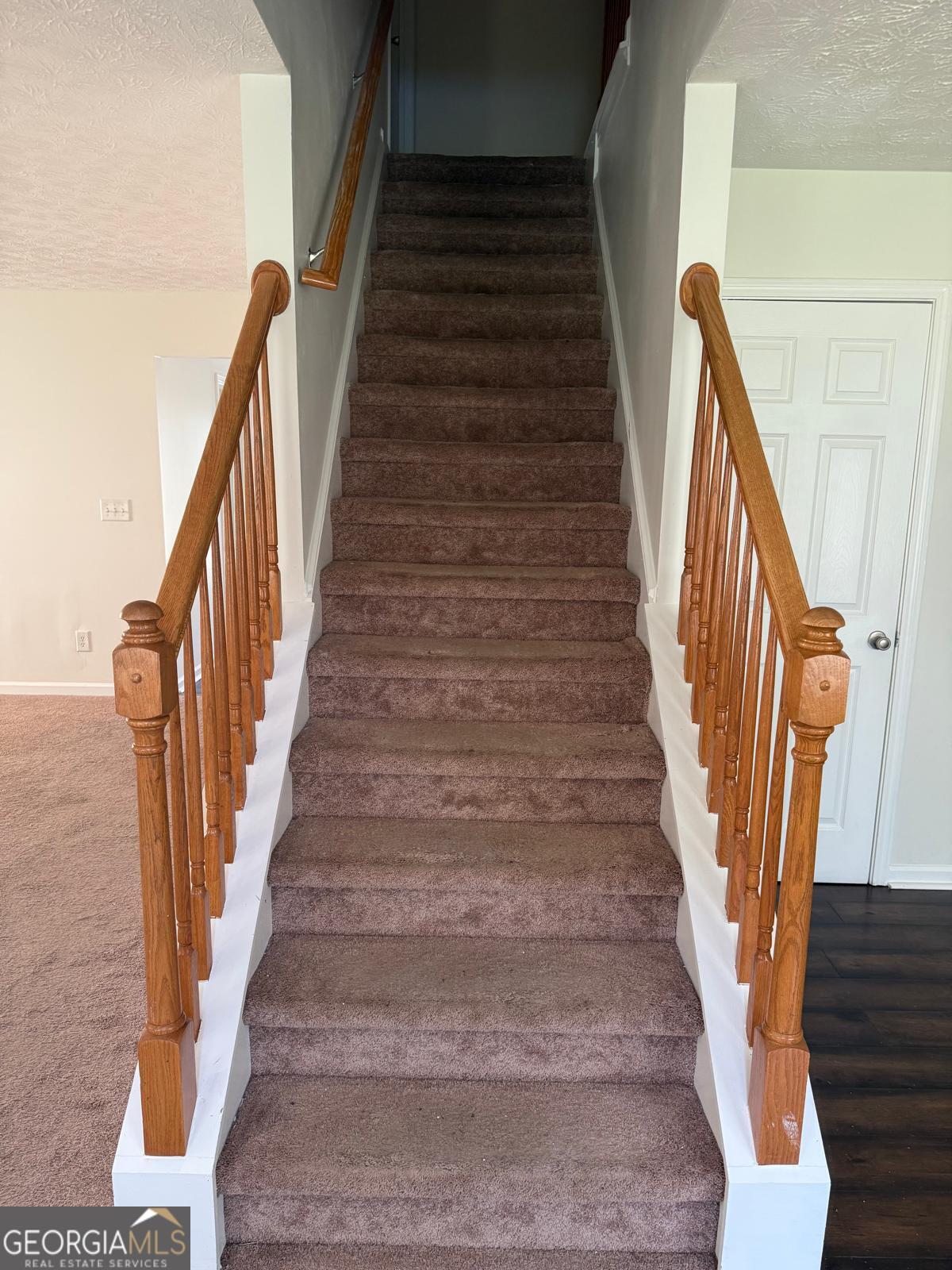 2909 Rusticwood Drive Southwest Snellville, GA 30078 - Photo 6 of 17 a view of entryway