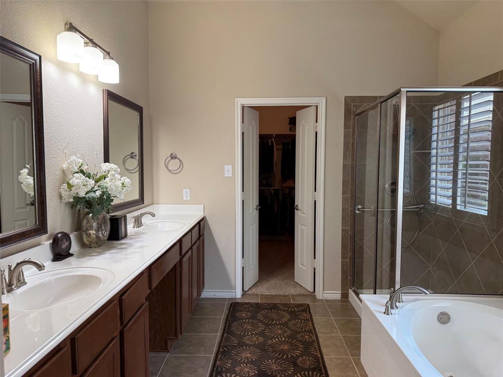 9724 Bell Rock Road Frisco, TX 75035 - Photo 17 of 23 Gallery Image 17