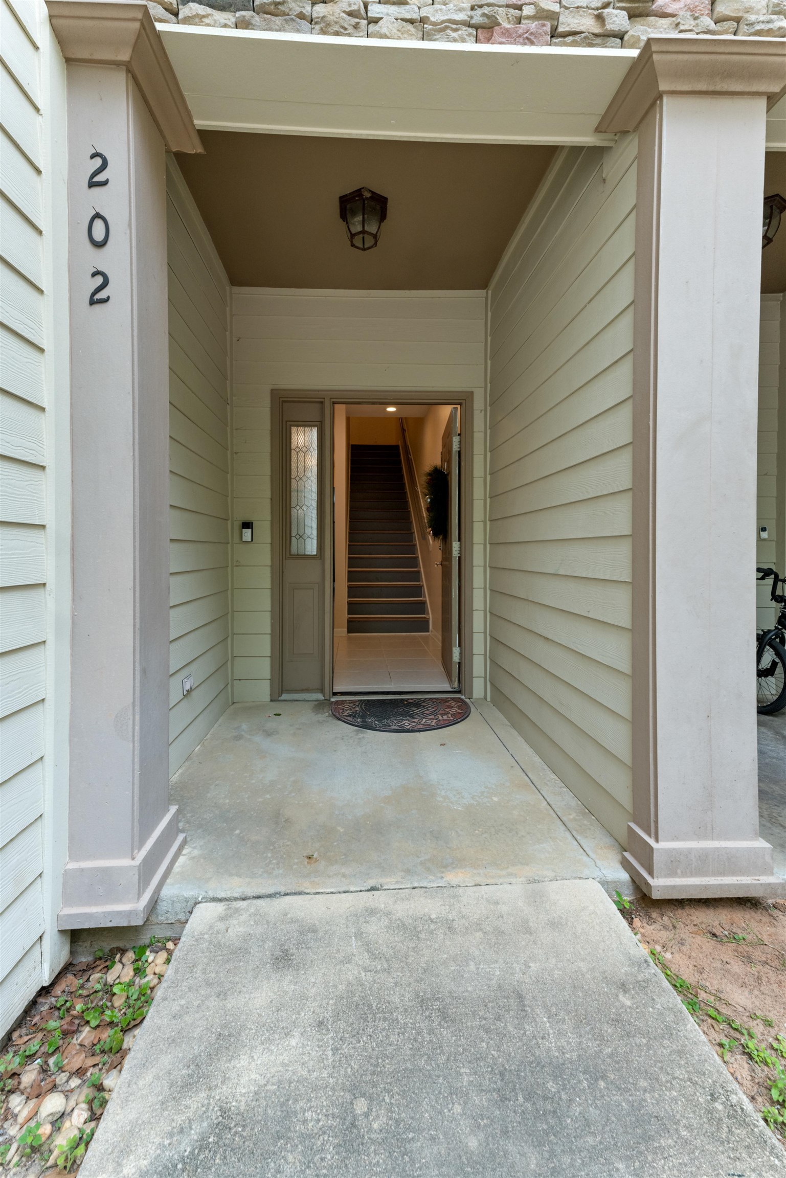 1325 Stone Road, Unit 202 Tallahassee, FL 32303 - Photo 5 of 36