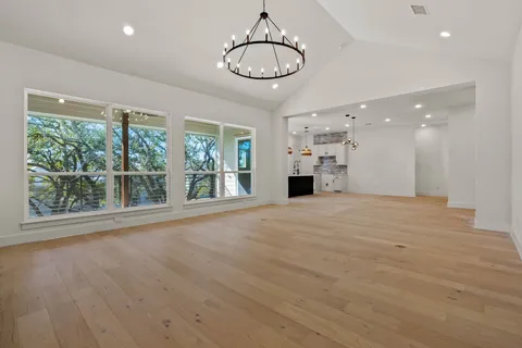 $524,900 | 300 Bedford Drive, Spicewood, TX 78669