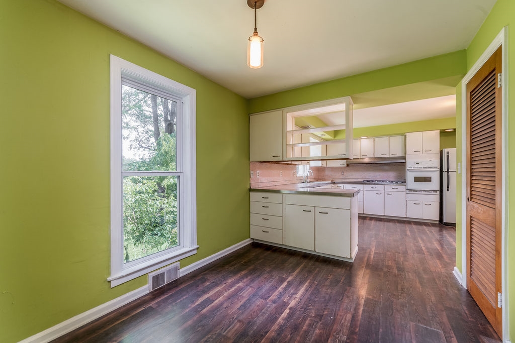 2516 West Petty Road Muncie, IN 47304 - Photo 4 of 19