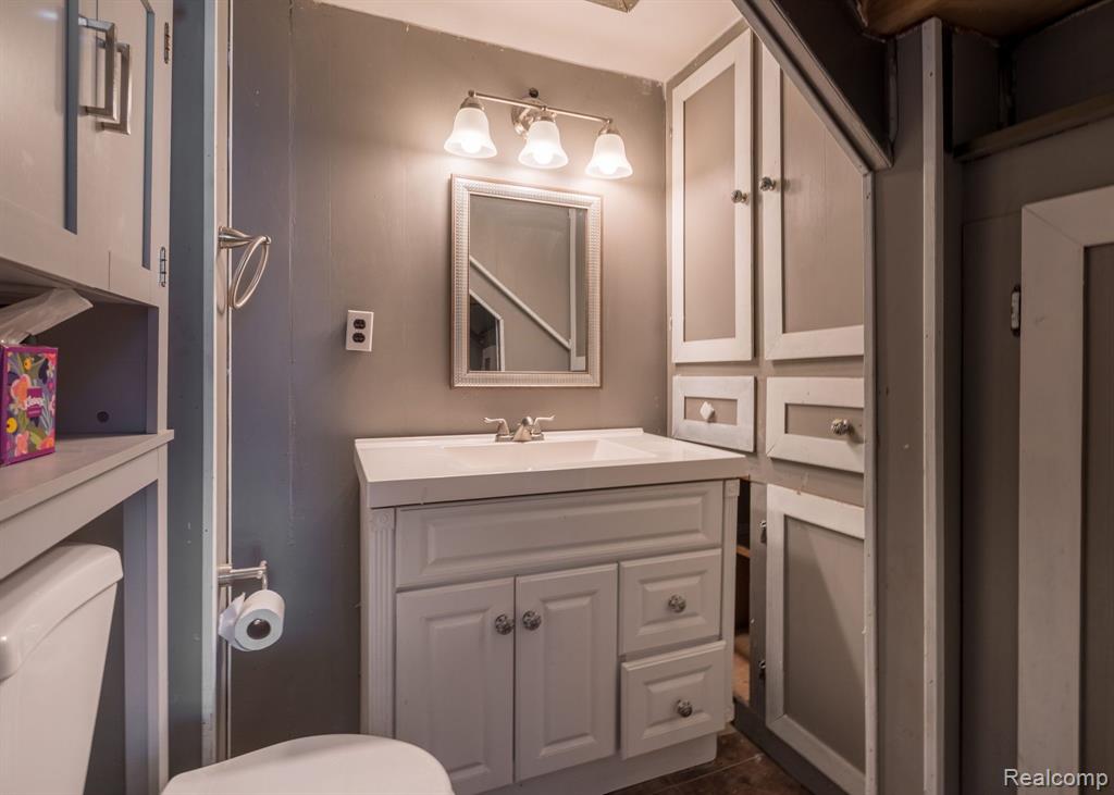 896 Milford Road Holly, MI 48442 - Photo 10 of 41 Gallery Image 10