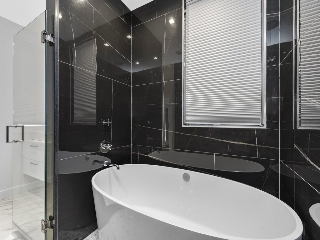 33-35 Bowdoin Street, Unit 1 Boston, MA 02114 - Photo 9 of 13