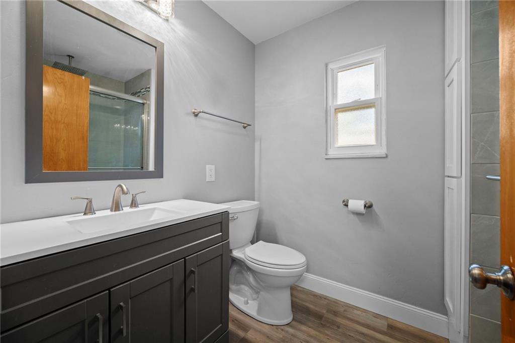 2757 Brodhead Road Aliquippa, PA 15001 - Photo 11 of 29 Full bathroom