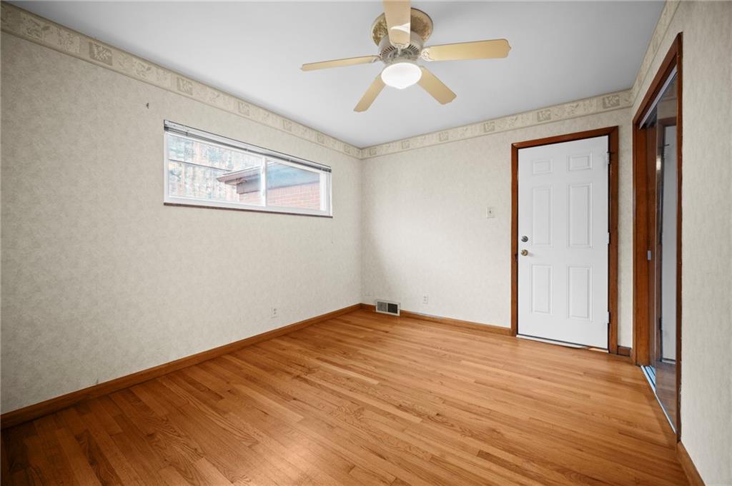 2757 Brodhead Road Aliquippa, PA 15001 - Photo 15 of 29 Second bedroom