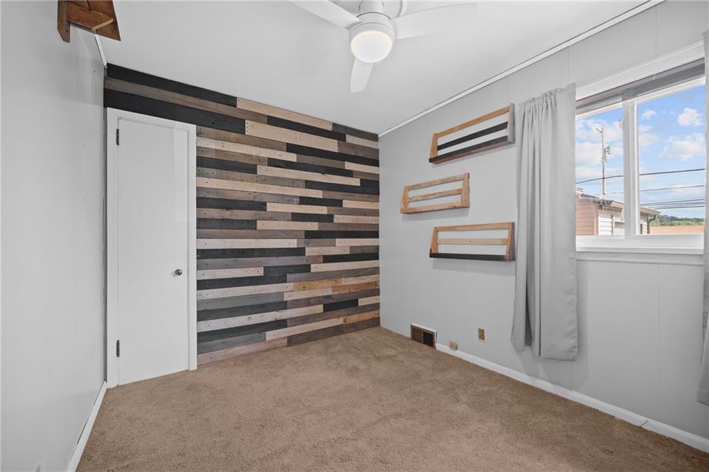 2757 Brodhead Road Aliquippa, PA 15001 - Photo 17 of 29 Third bedroom