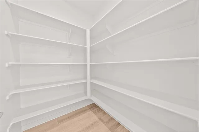 $999,990 | 30140 Crestline Court, Castaic, CA 91384