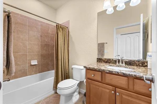 $610,000 | 13238 Famiglia Drive, Venice, FL 34293