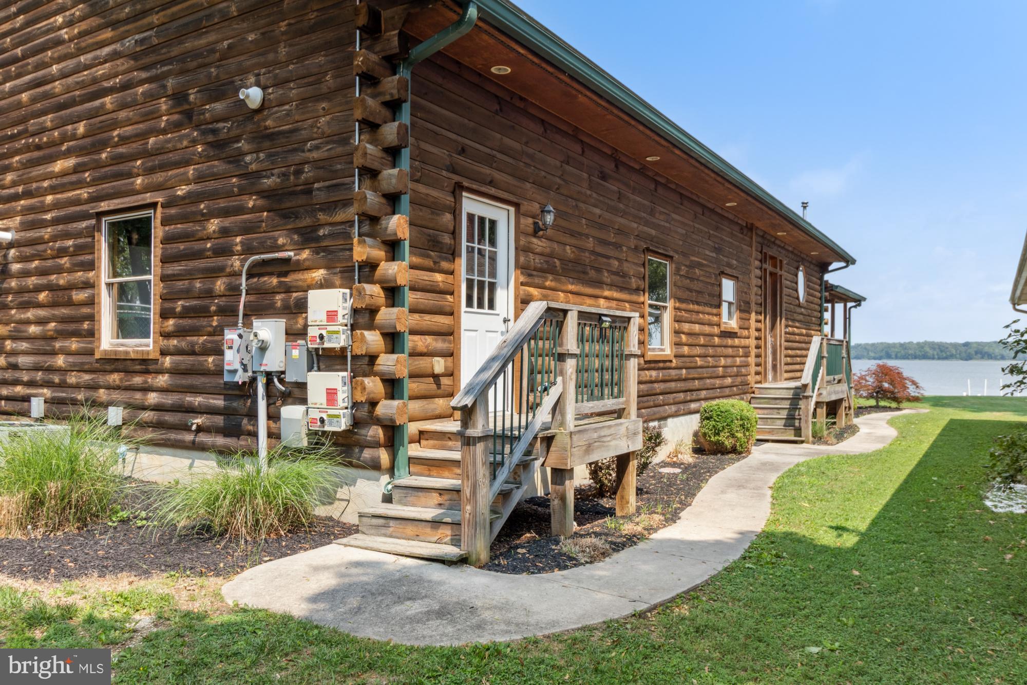 7310 Greenbank Road Middle River, MD 21220 - Photo 6 of 55