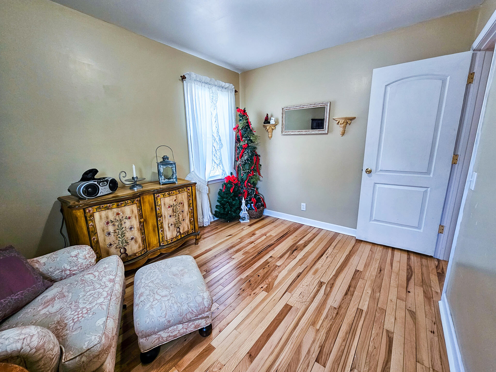 718 Azalea Drive Walterboro, SC 29488 - Photo 12 of 34 20260413_110718