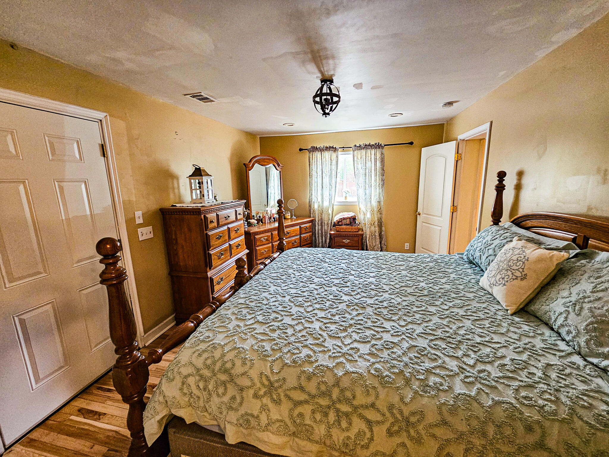 718 Azalea Drive Walterboro, SC 29488 - Photo 17 of 34 20260413_111121
