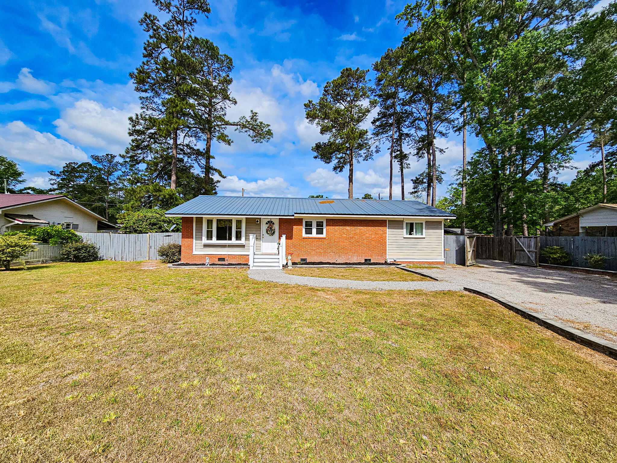 718 Azalea Drive Walterboro, SC 29488 - Photo 3 of 34 20260413_105236
