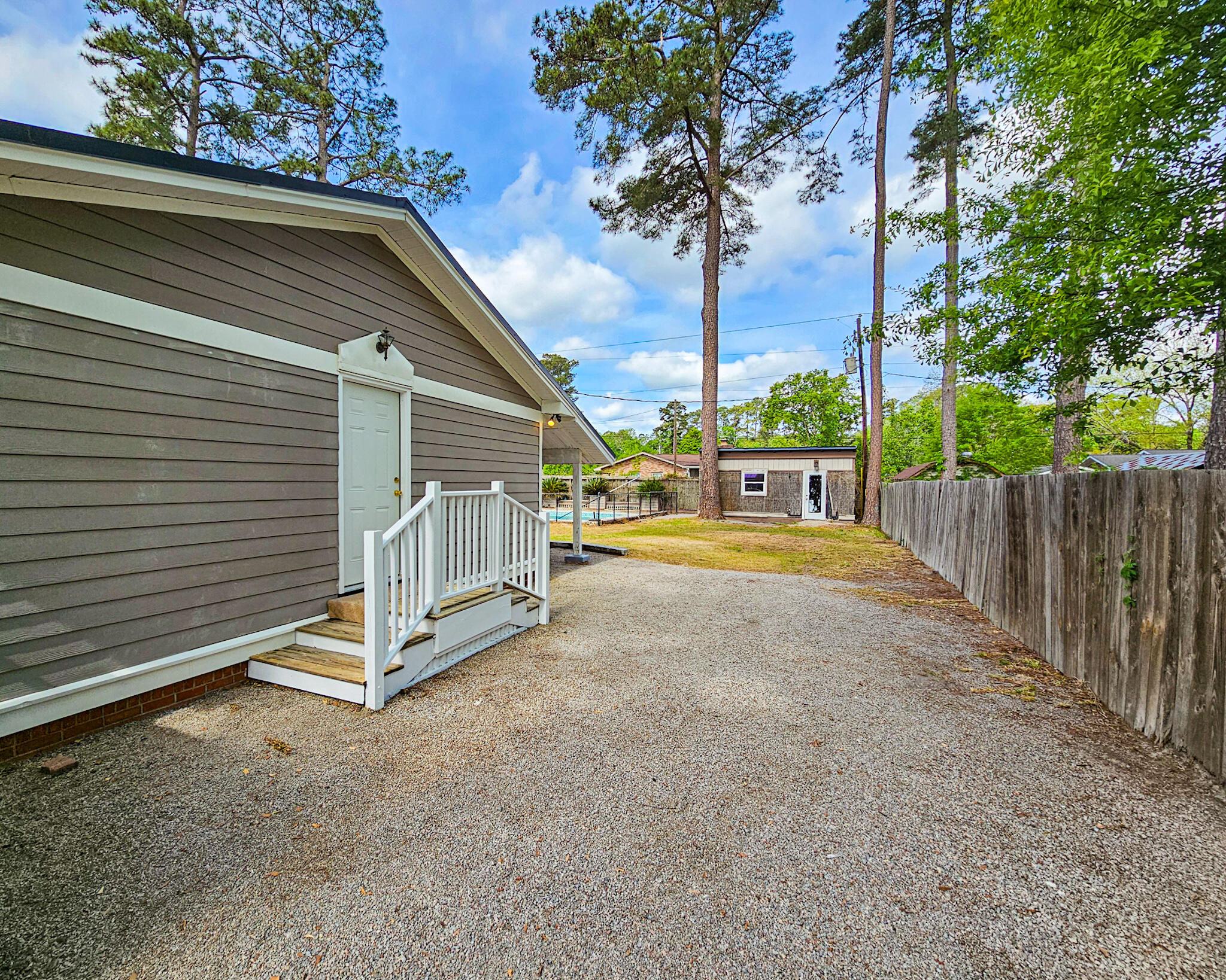 718 Azalea Drive Walterboro, SC 29488 - Photo 5 of 34 20260413_105306
