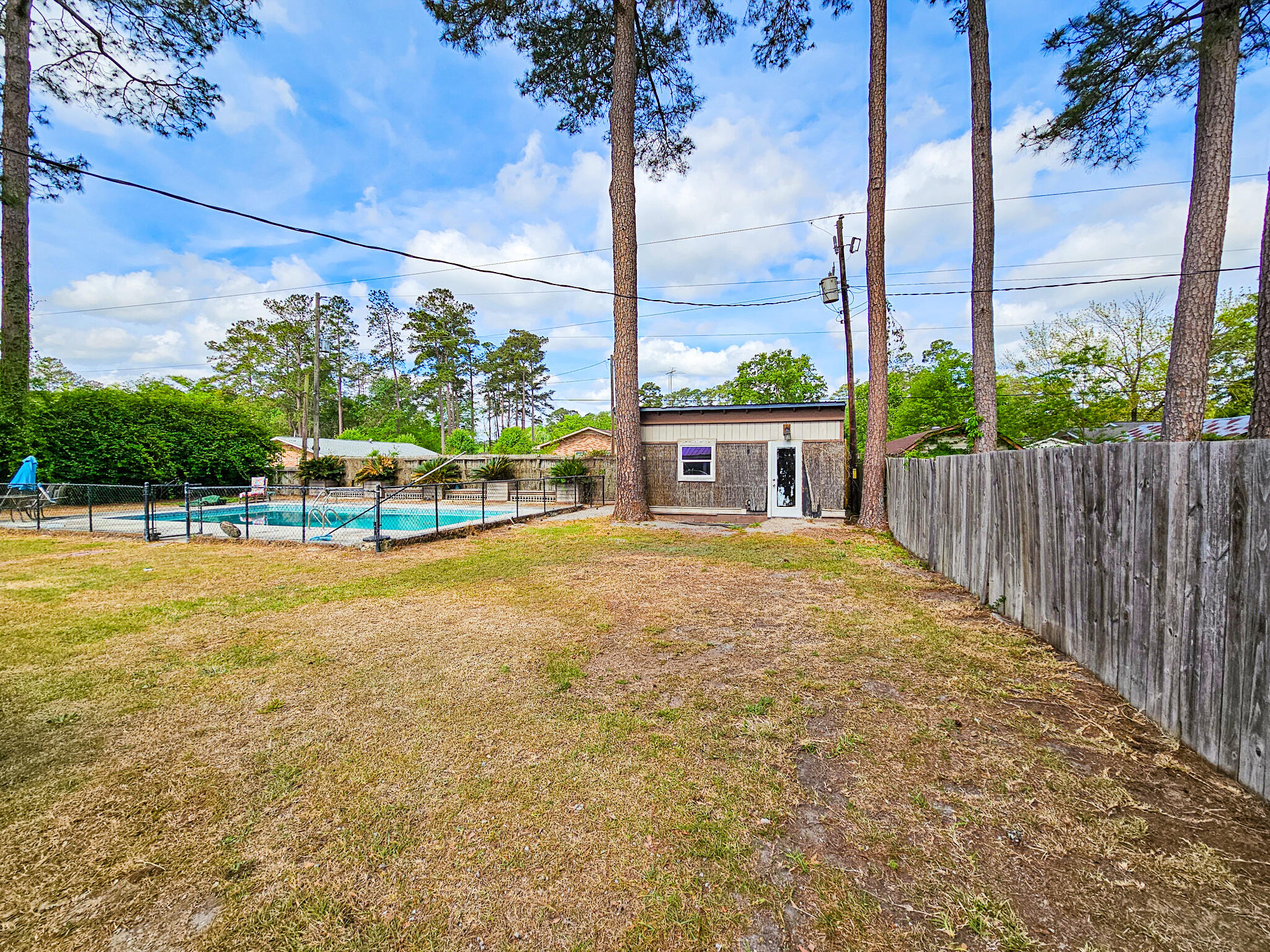 718 Azalea Drive Walterboro, SC 29488 - Photo 6 of 34 20260413_105322