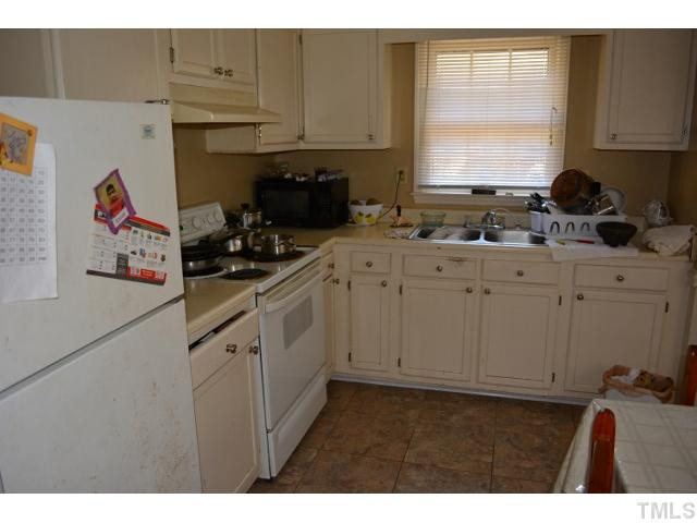 2437 Keith Drive Raleigh, NC 27610 - Photo 4 of 16 Photo 4