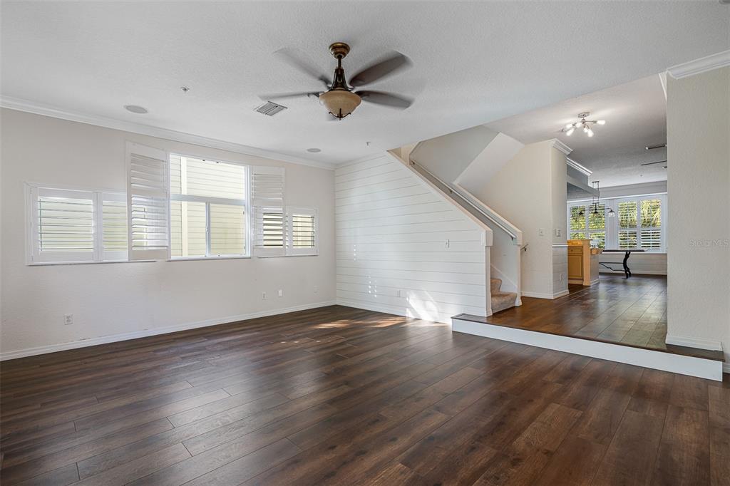1381 Curlew Road Dunedin, FL 34698 - Photo 18 of 37