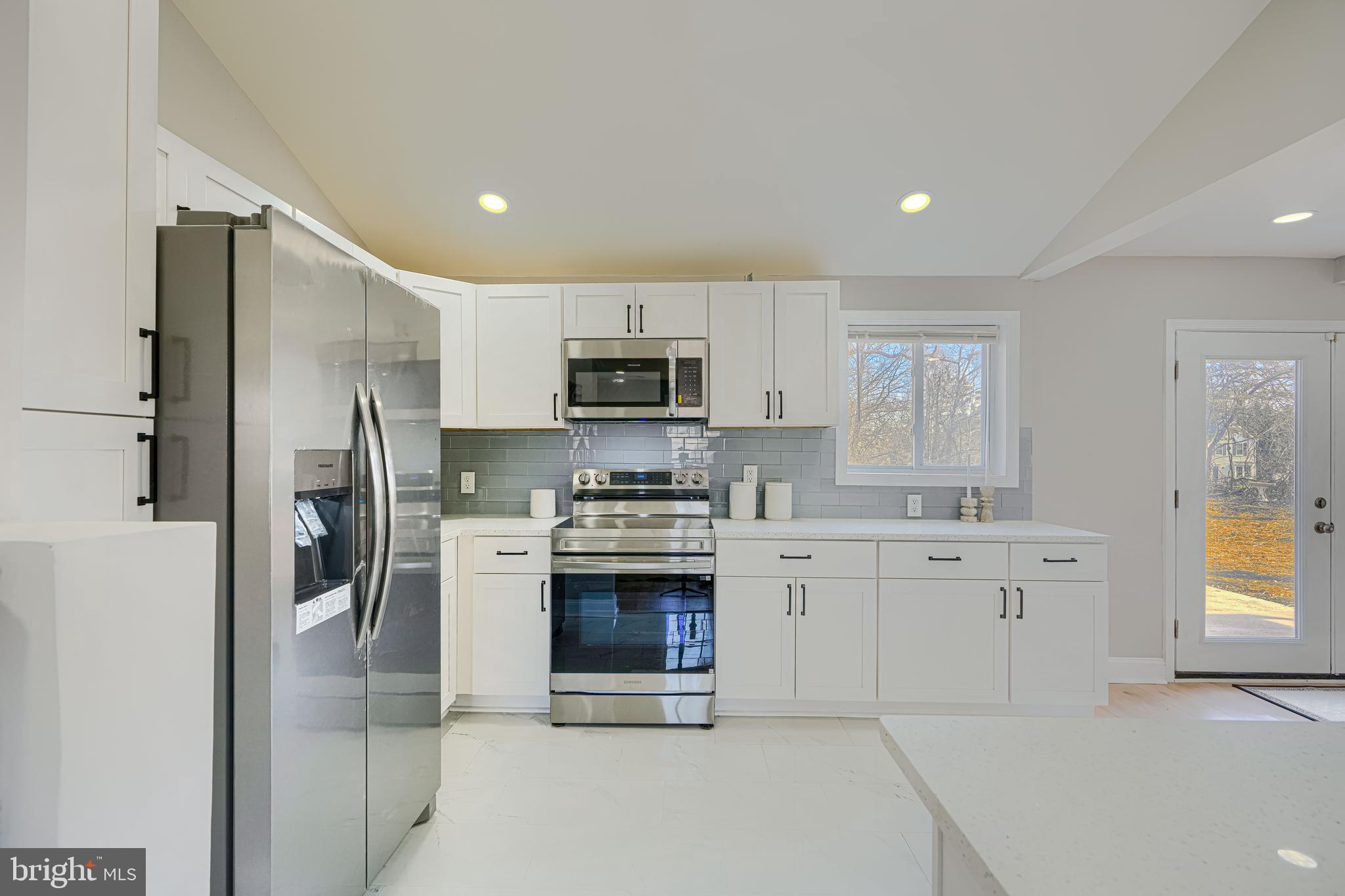 7921 Rolling View Avenue Nottingham, MD 21236 - Photo 16 of 30