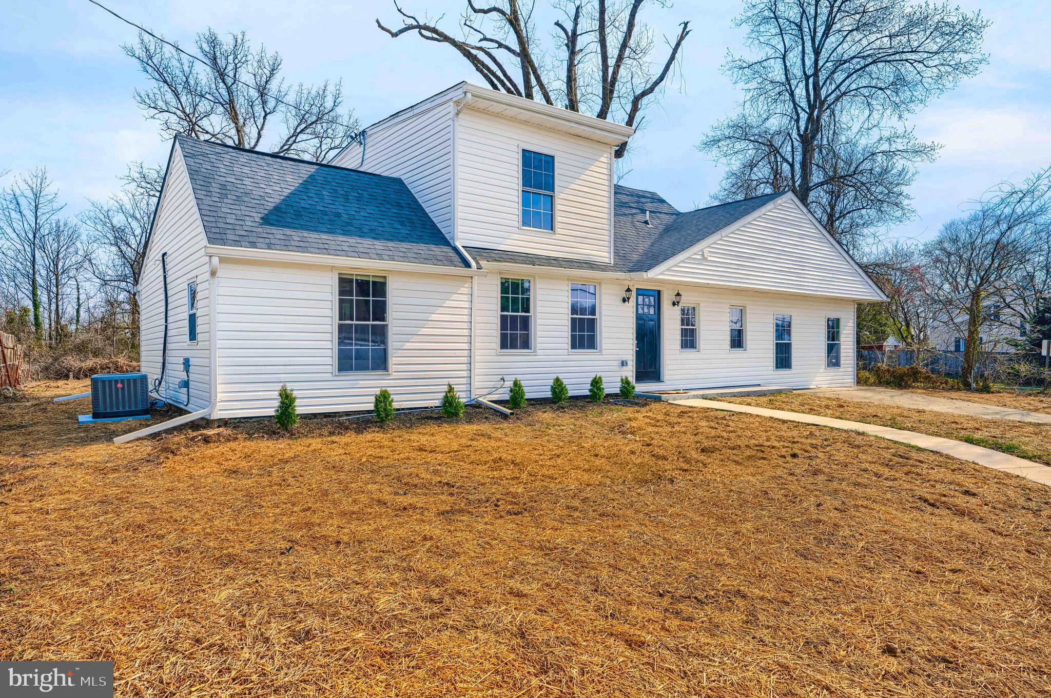 7921 Rolling View Avenue Nottingham, MD 21236 - Photo 3 of 30