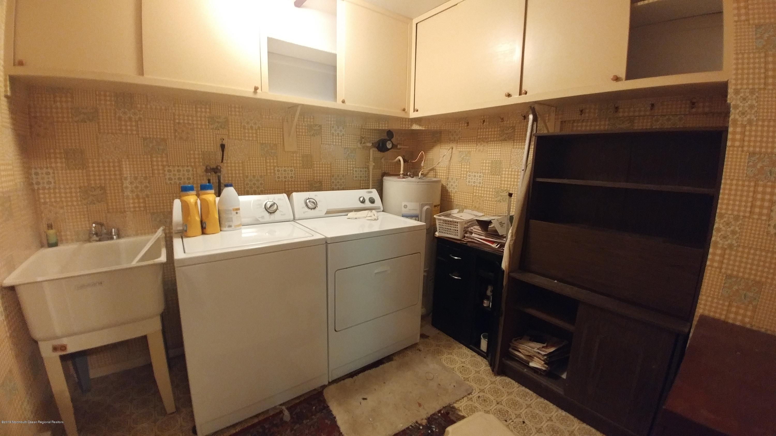 8A Fallbrook Street, Unit B Whiting, NJ 08759 - Photo 13 of 14 0604191511