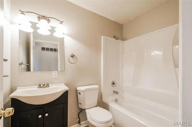 $1,930 | 1716 Springhill Drive, O'Fallon, MO 63366