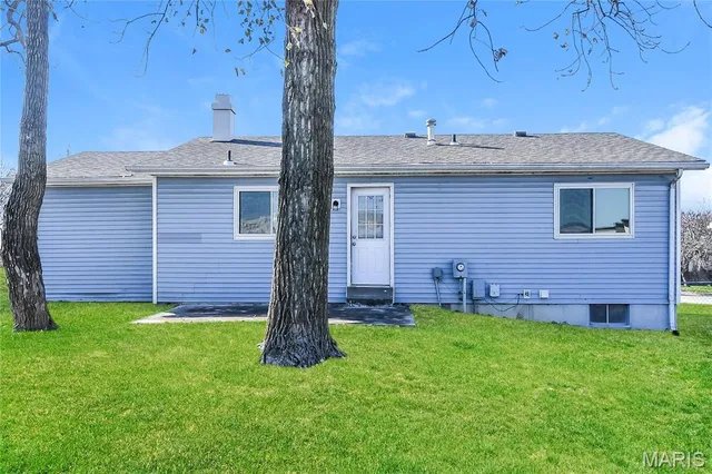 $1,930 | 1716 Springhill Drive, O'Fallon, MO 63366