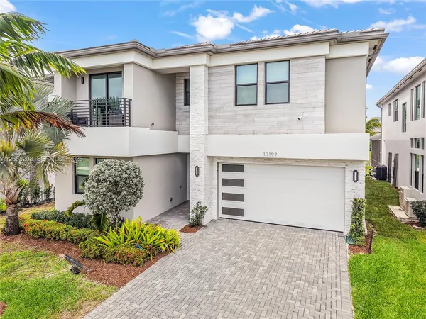 $15,000 | 17197 Teton River Road, Boca Raton, FL 33496