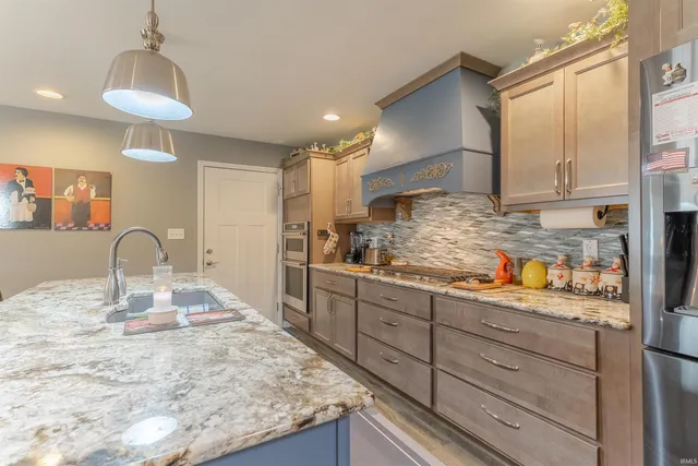 $340,000 | 5322 Dauby Drive, Unit B, Evansville, IN 47710