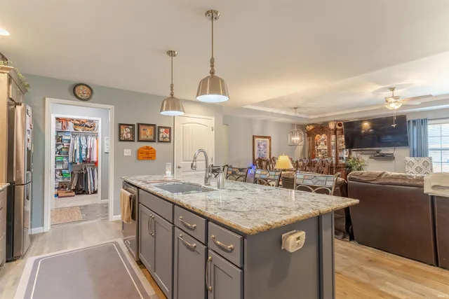 $340,000 | 5322 Dauby Drive, Unit B, Evansville, IN 47710