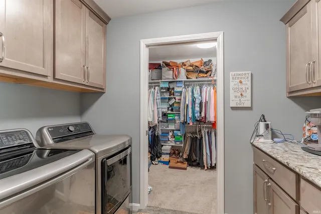 $340,000 | 5322 Dauby Drive, Unit B, Evansville, IN 47710