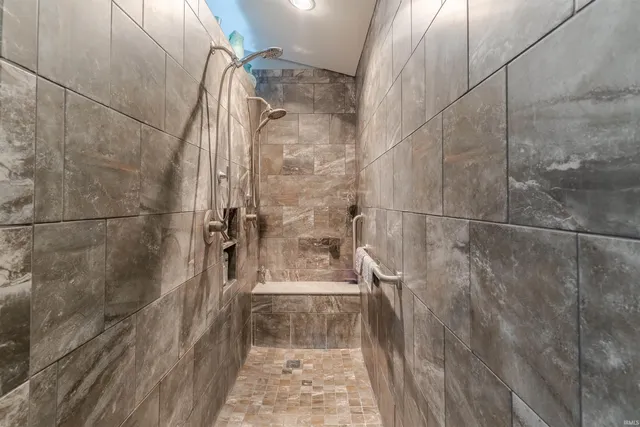 $340,000 | 5322 Dauby Drive, Unit B, Evansville, IN 47710