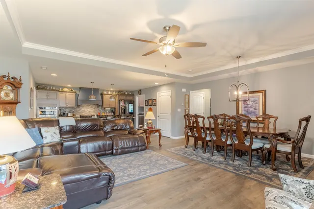 $340,000 | 5322 Dauby Drive, Unit B, Evansville, IN 47710